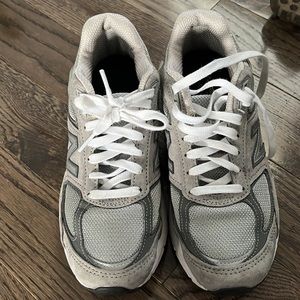 NEW BALANCE USA 990 V5 Women’s 6.5